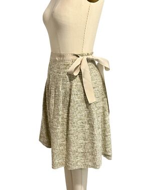 ARMANI COLLEZIONI Women's Tweed Skirt Size 8 Made in Italy Bow Detail